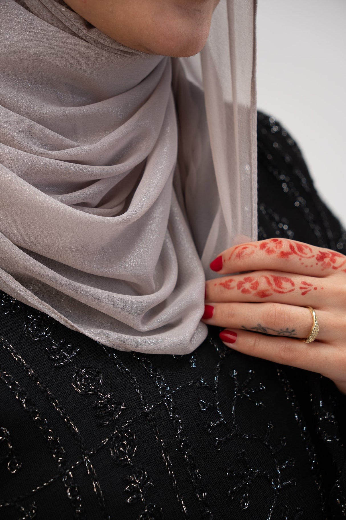 Shal Lam'a Hijab