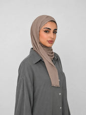 Kresha Thailendi Hijab