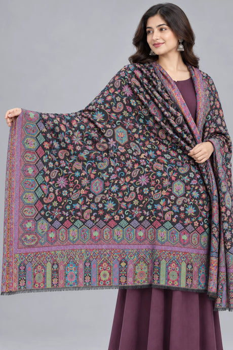 Premium Bareek Kani #32 Long Paisley Black Multicolour Shawl — 01-model-closeup