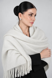Original Wool Shawl – White – wrapped closeup